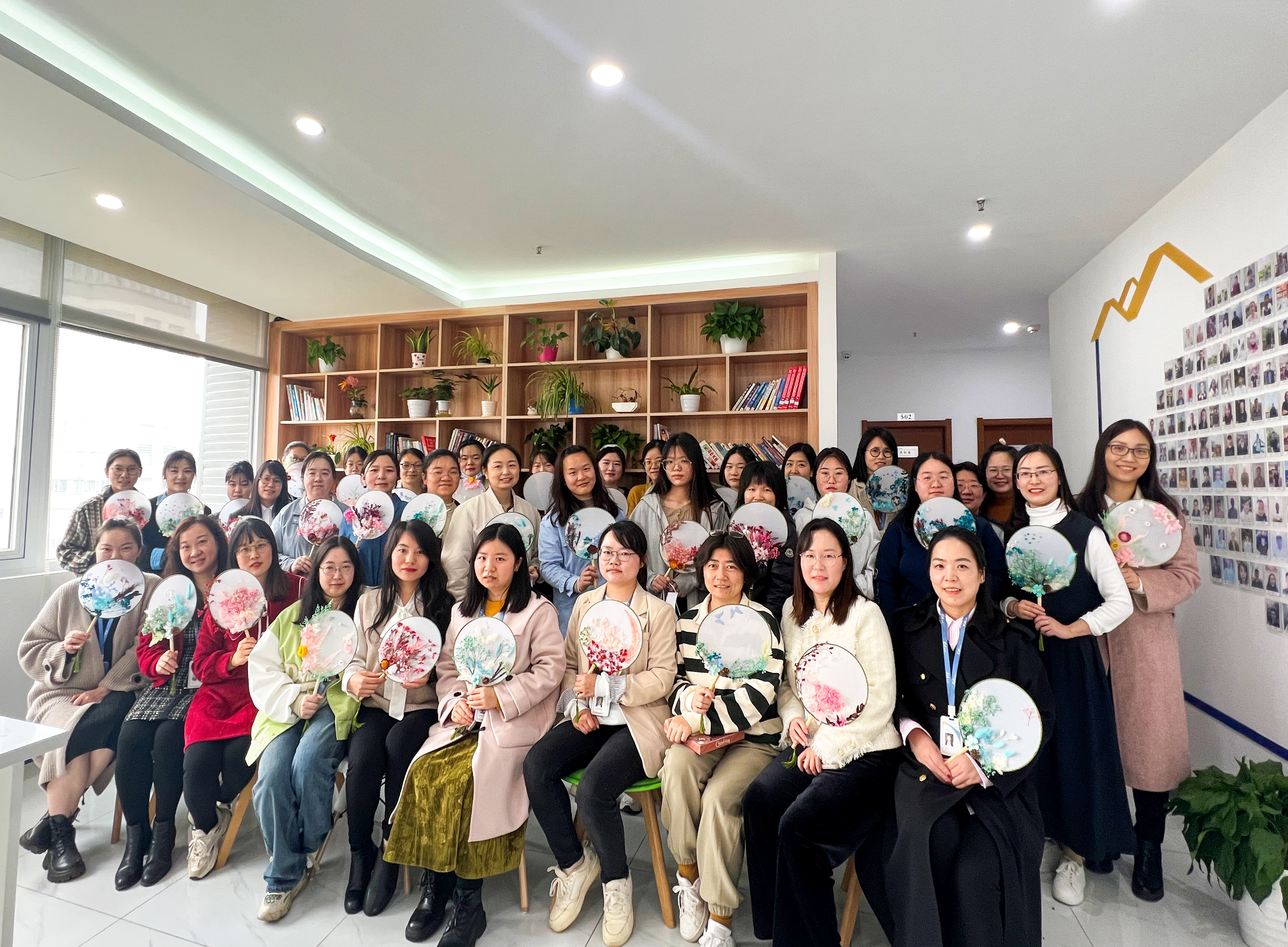 致敬“她”力量 | 愿开目女神卓然而立，自成光芒